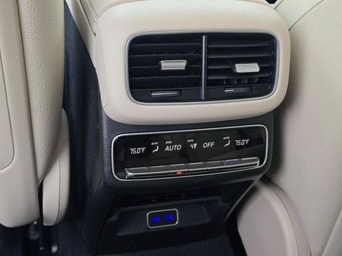 New 2026 Mercedes-Benz GLS 450 4MATIC image 18