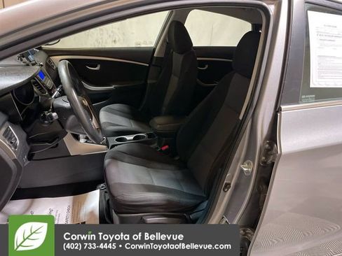 Used 2015 Hyundai Elantra GT image 15