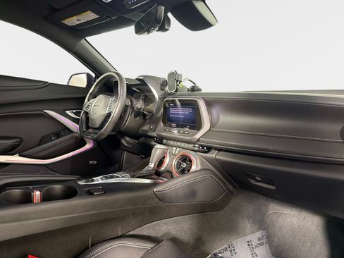 Used 2022 Chevrolet Camaro SS RWD image 19