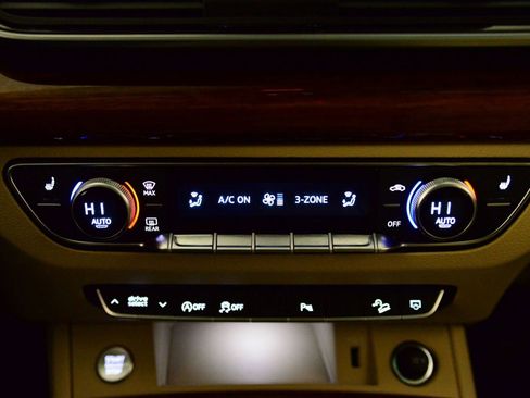 Certified 2023 Audi Q5 2.0T Premium Plus w/ Premium Plus Package image 14