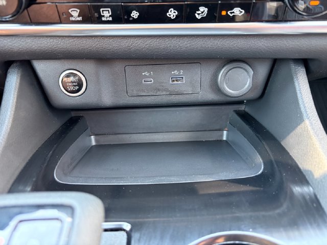 Used 2023 Nissan Rogue SV AWD/4WD image 30