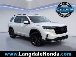 New 2025 Honda Pilot Touring video 1