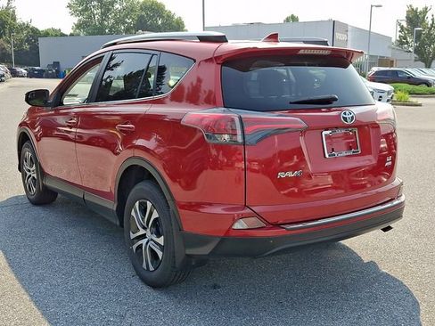 Used 2017 Toyota RAV4 LE w/ All Weather Liner Package AWD/4WD image 4