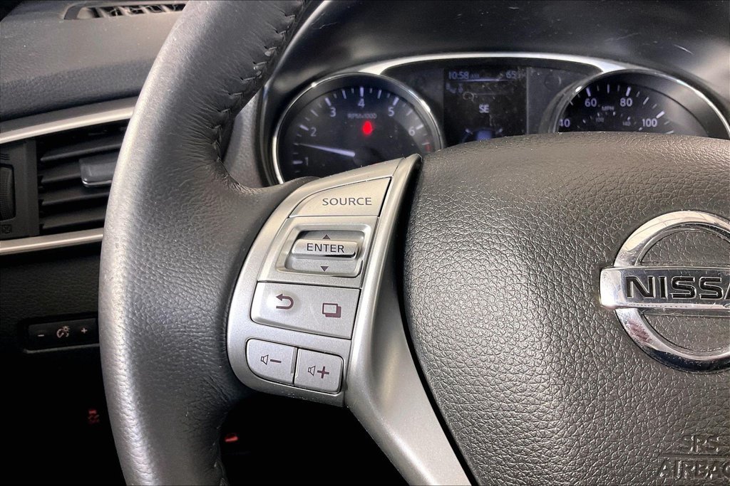 Used 2015 Nissan Rogue SL w/ SL Premium Package AWD/4WD image 23