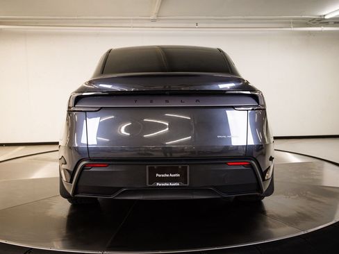 Used 2026 Tesla Model Y Long Range AWD/4WD image 6