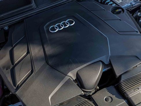 Used 2022 Audi Q8 Premium Plus image 30