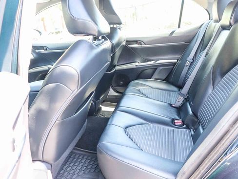 Certified 2020 Toyota Camry SE w/ Moonroof Package AWD/4WD image 21