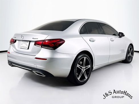 Used 2020 Mercedes-Benz A 220 4MATIC image 7