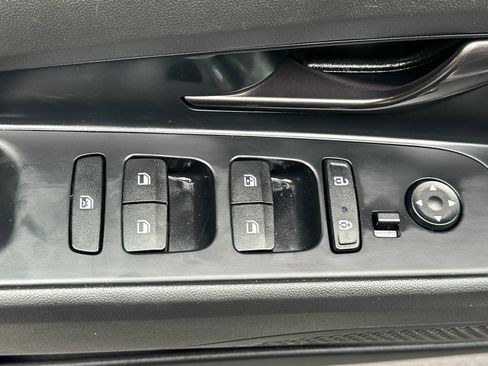 Used 2023 Hyundai Elantra N Line image 11