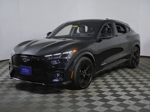 Certified 2025 Ford Mustang Mach-E GT AWD/4WD image 4