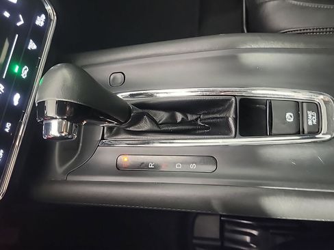 Certified 2019 Honda HR-V EX-L image 33