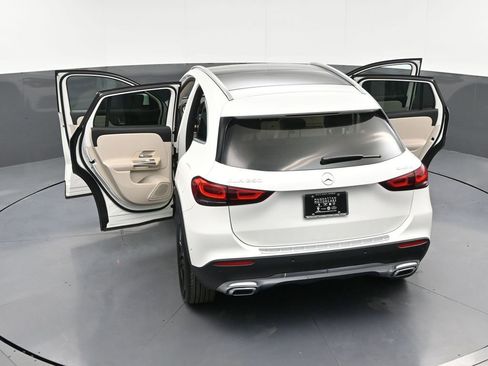 Used 2022 Mercedes-Benz GLA 250 4MATIC image 36