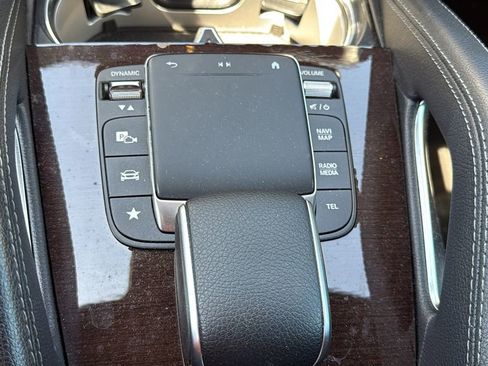 Certified 2022 Mercedes-Benz GLE 450 4MATIC image 36