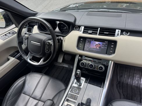 Used 2014 Land Rover Range Rover Sport HSE image 27