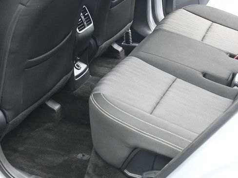 Used 2020 Kia Sportage LX image 12