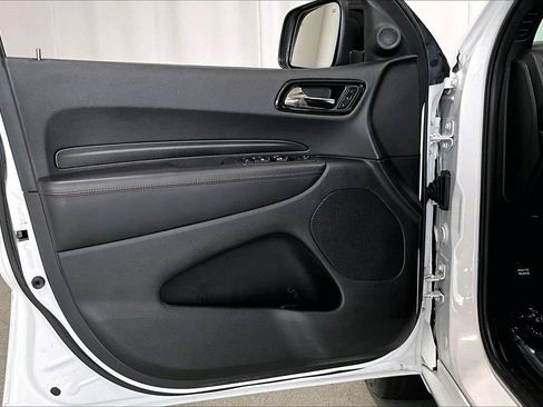 Used 2024 Dodge Durango GT RWD image 25