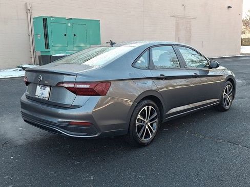 Certified 2023 Volkswagen Jetta Sport image 11