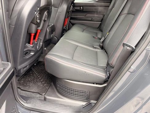 Used 2025 Toyota Tacoma TRD Pro w/ Tow Tech Package image 8