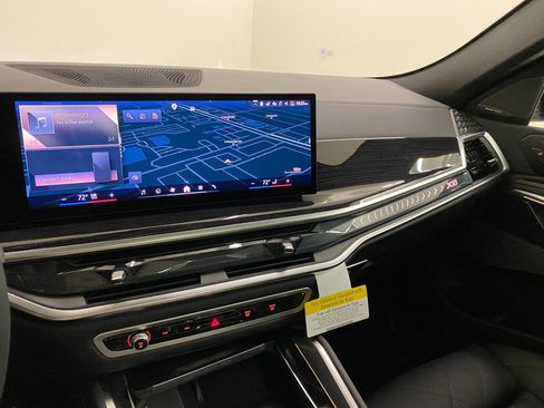 New 2026 BMW X6 xDrive40i w/ Climate Comfort Package image 24