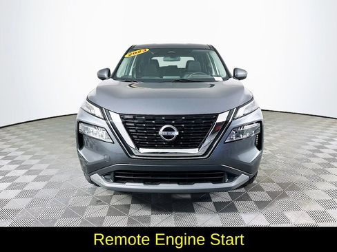 Used 2023 Nissan Rogue SV image 4