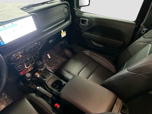 New 2026 Jeep Wrangler Unlimited Rubicon image 23