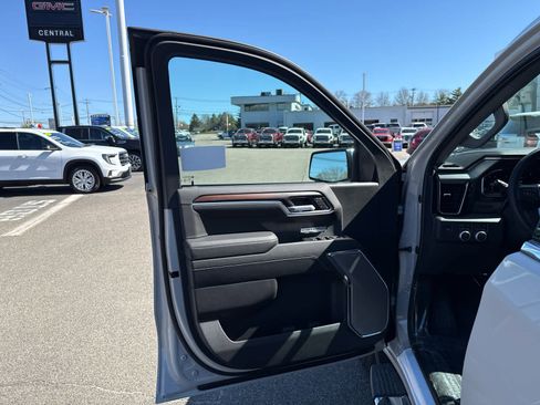 New 2026 GMC Sierra 1500 Denali AWD/4WD image 13