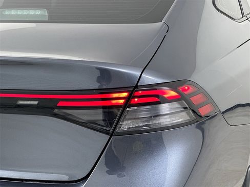 Certified 2025 Honda Accord SE image 4