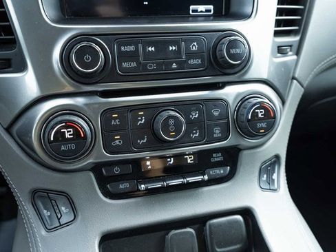 Used 2020 Chevrolet Tahoe LT w/ Luxury Package image 19