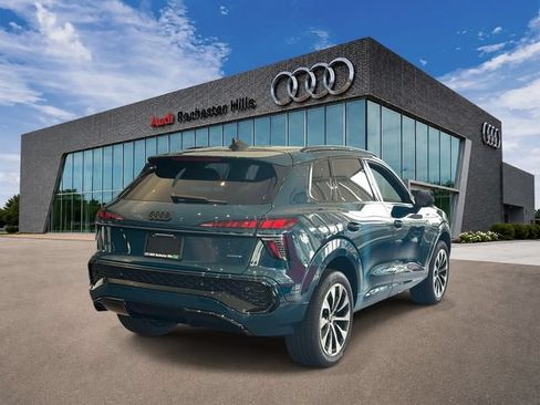 New 2026 Audi Q3 quattro 2.0T AWD/4WD image 3