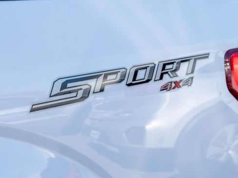 Used 2019 Ford F150 Lariat image 11