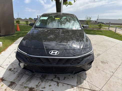 New 2026 Hyundai Elantra Sport FWD image 8
