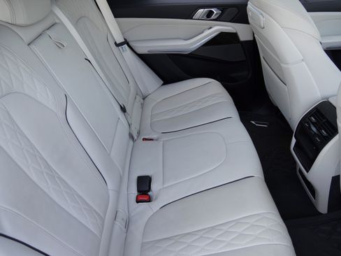 Certified 2024 BMW X5 xDrive40i w/ M Sport Package AWD/4WD image 34