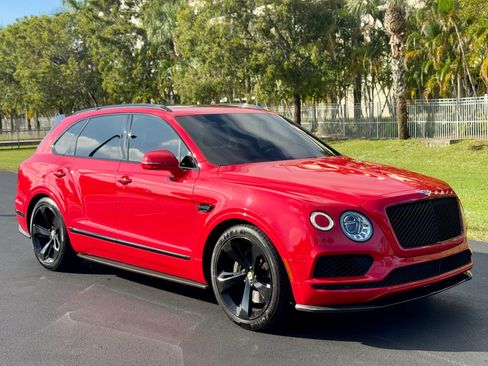 Used 2019 Bentley Bentayga image 7