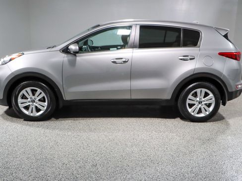 Used 2019 Kia Sportage LX image 10