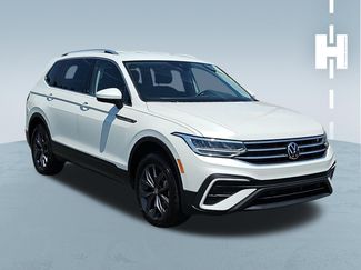 Used 2023 Volkswagen Tiguan SE FWD video 1