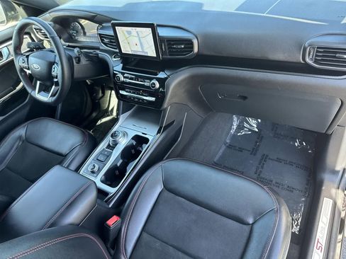 Used 2024 Ford Explorer ST-Line w/ Class IV Trailer Tow Package image 42