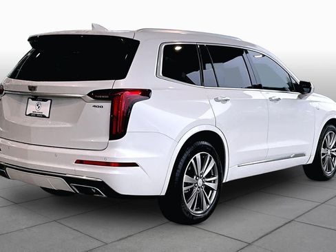 Used 2021 Cadillac XT6 Premium Luxury FWD image 12