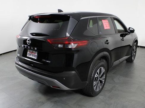 Certified 2023 Nissan Rogue SV image 16