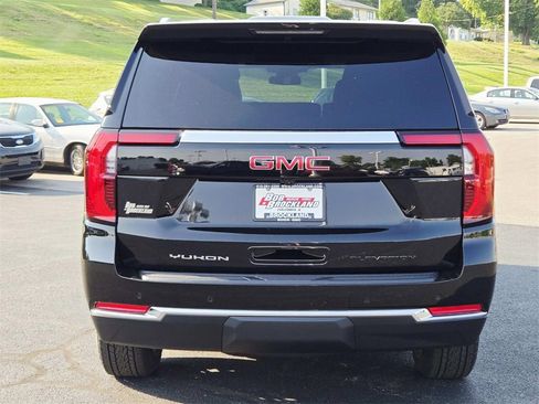 New 2025 GMC Yukon Elevation image 5