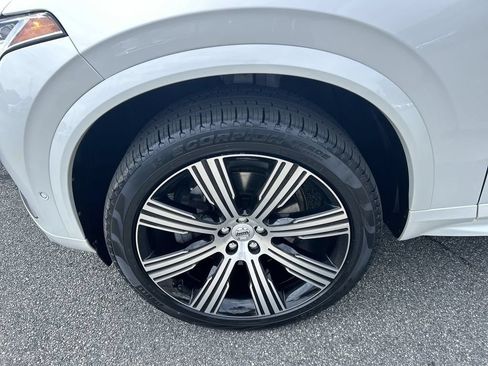 Certified 2023 Volvo XC90 B6 Ultimate w/ Protection Package Premier AWD/4WD image 10