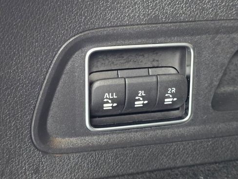 Used 2026 Mercedes-Benz GLS 450 4MATIC image 25