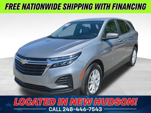 Used 2024 Chevrolet Equinox LS w/ LS Convenience Package FWD image 1