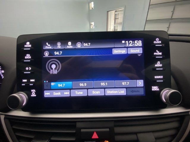 Used 2022 Honda Accord Sport image 16