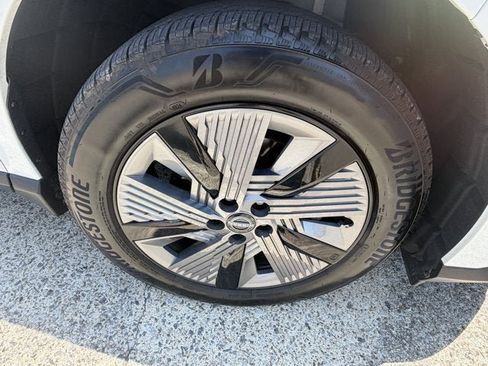 Used 2025 Nissan Murano SL AWD/4WD image 5