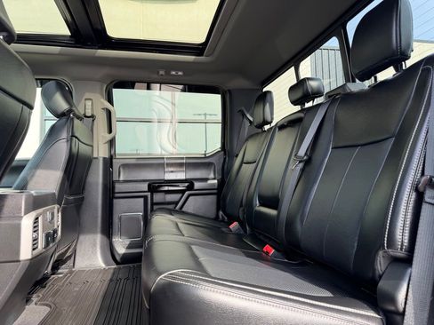 Used 2021 Ford F250 Lariat w/ Lariat Ultimate Package AWD/4WD image 22