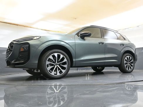 New 2026 Audi Q3 quattro 2.0T AWD/4WD image 39