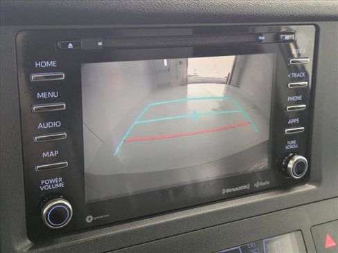 Used 2019 Toyota Sienna XLE image 14