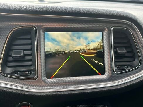 Used 2018 Dodge Challenger SRT Hellcat image 29