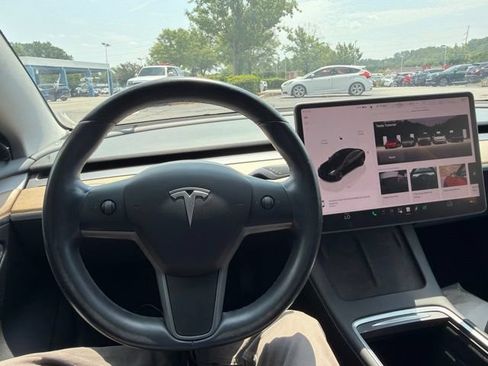 Used 2023 Tesla Model 3 Standard Range RWD image 16