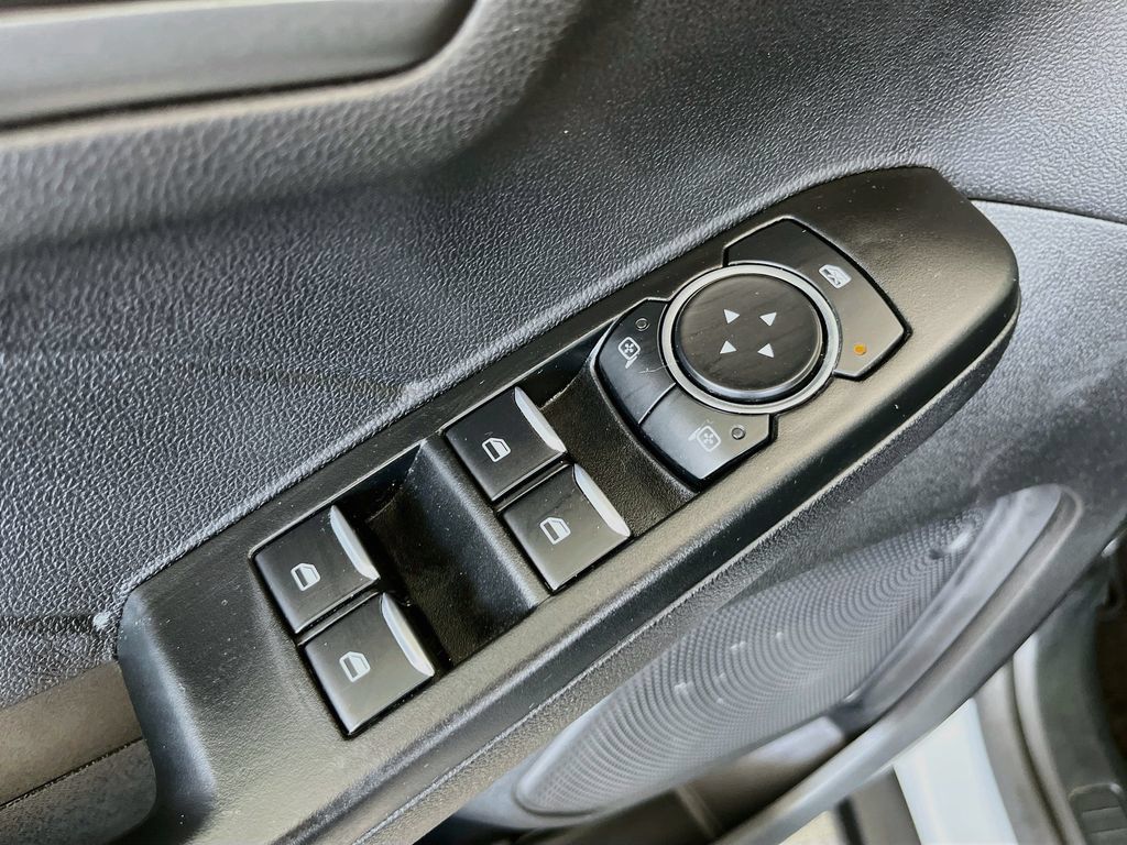 Used 2025 Ford Escape Active FWD image 18